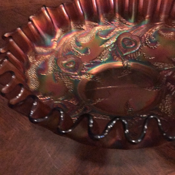 ♦️♦️SOLD♦️♦️Vintage RARE amethyst Glass/ iridescent Carnival glass - Picture 3 of 9